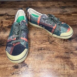 Keen Elsa Vegan Vulcanized Forest Night Fleece Plaid Lace Up Sneakers Womens 9.5